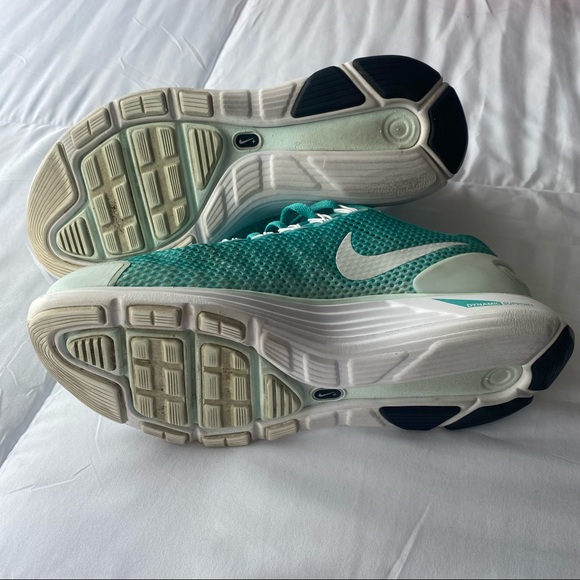 Nike Lunaglide 4 Breathe - Picture 4 of 5